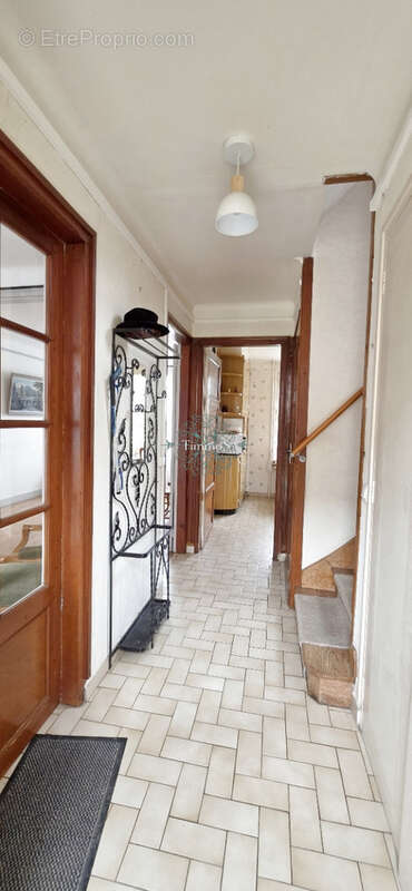 Beauvais   Secteur recherché « Mie au Roy » : Maison à fort potentiel sur un terrain d'exception ! - photo 9