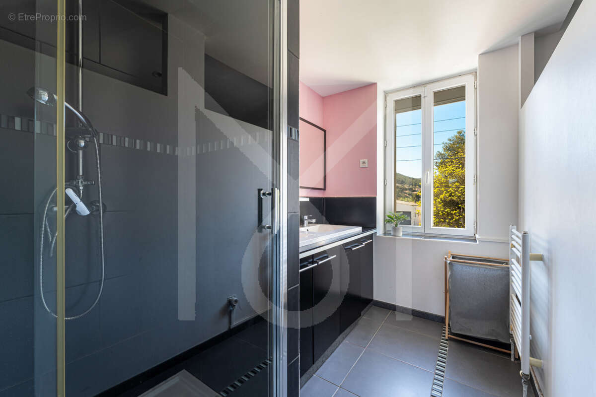Maison à MARSEILLE-11E