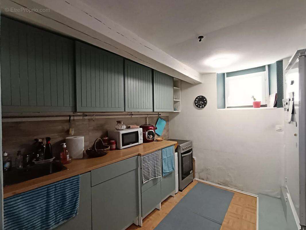 Maison à SAINT-CYR-SUR-MORIN