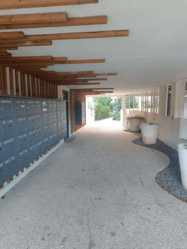 Appartement à LATTES