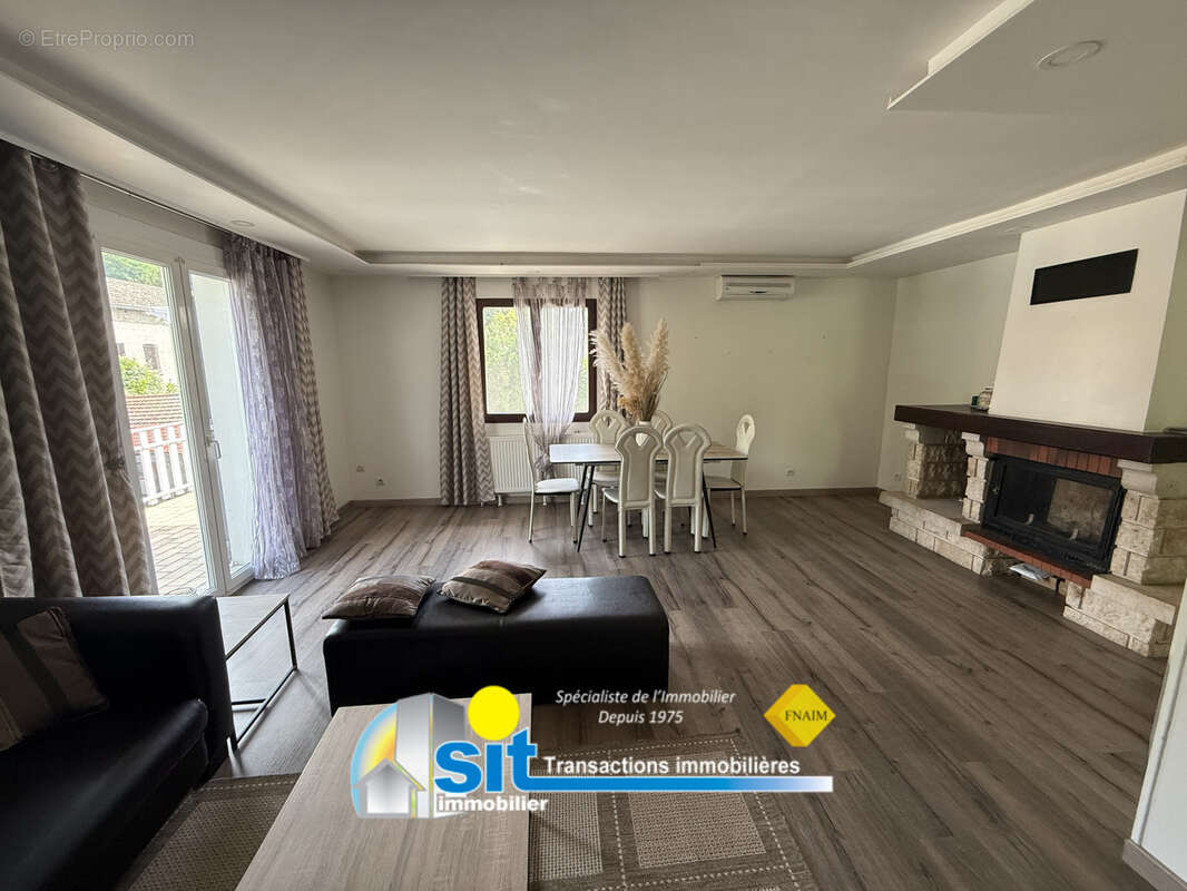 Maison à SAINT-MAURICE-L'EXIL