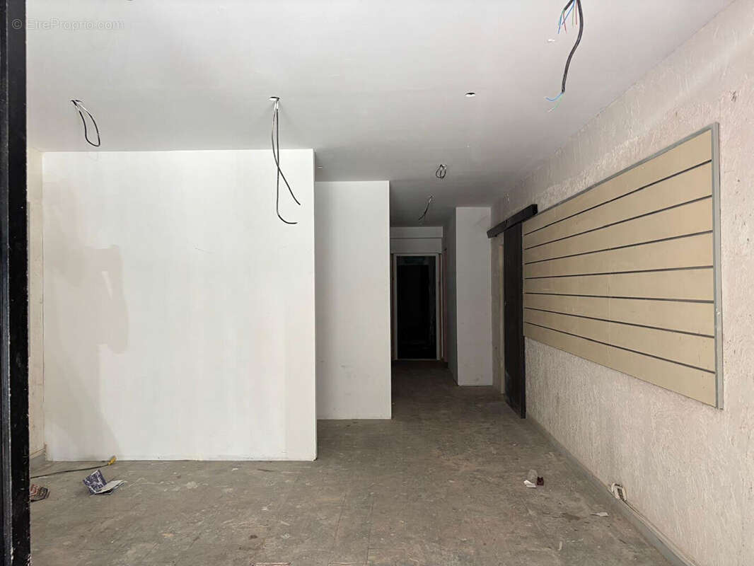 Commerce à MARSEILLE-1E