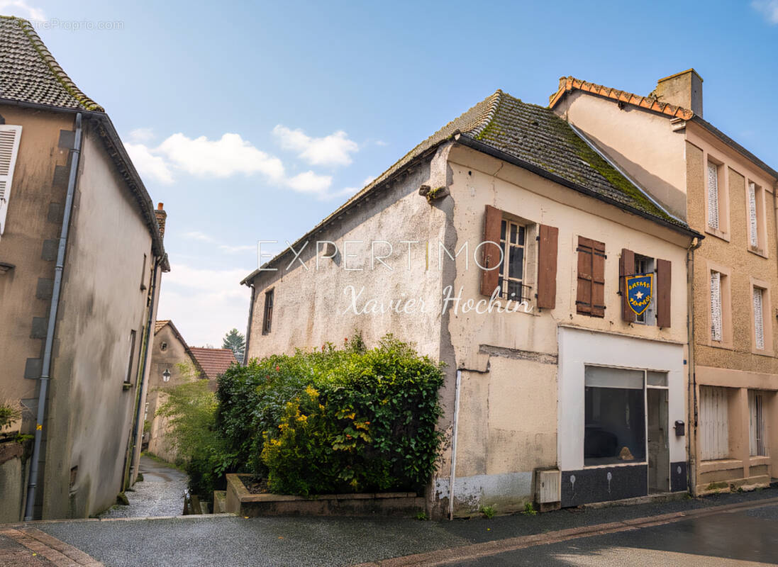 Maison à MONTAIGUT