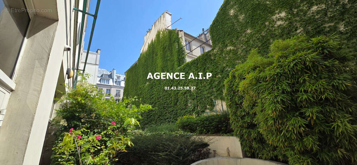 Appartement à PARIS-10E