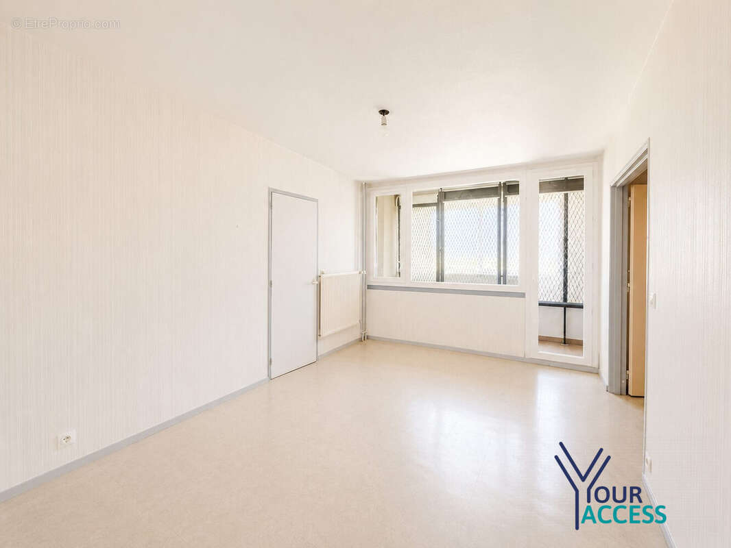 Appartement à VAULX-EN-VELIN