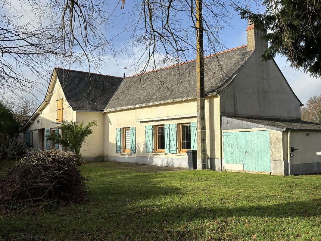 Maison à SAINT-DENIS-D'ANJOU