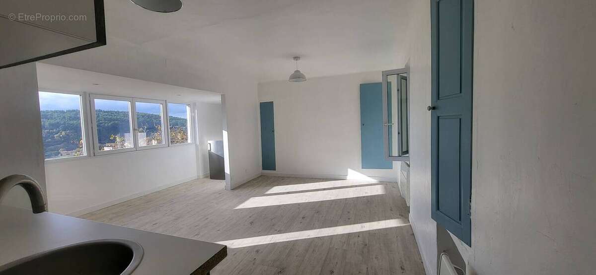 Appartement à CALLAS