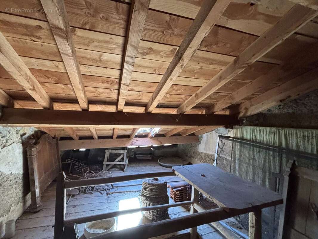 Maison à LES BORDES-SUR-ARIZE