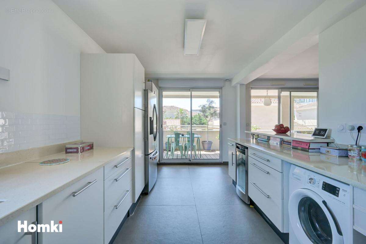 Appartement à MARSEILLE-9E