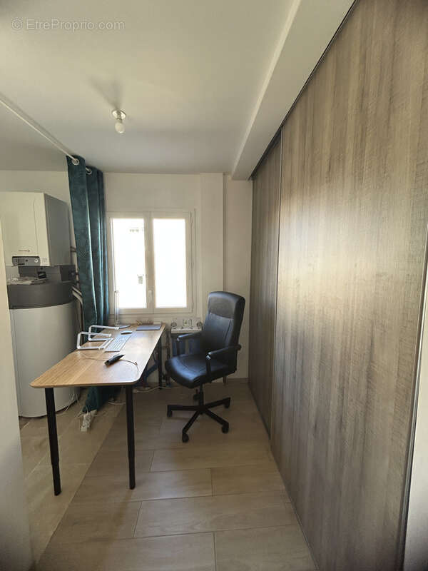 Maison à SAINT-QUENTIN-LA-POTERIE