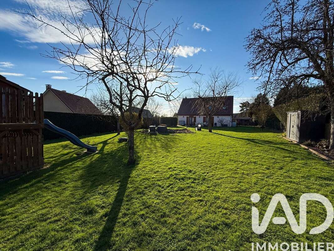 Photo 2 - Maison à BUCHY