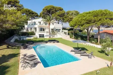 Photo Maison à Antibes au prix de 12 000 000€
