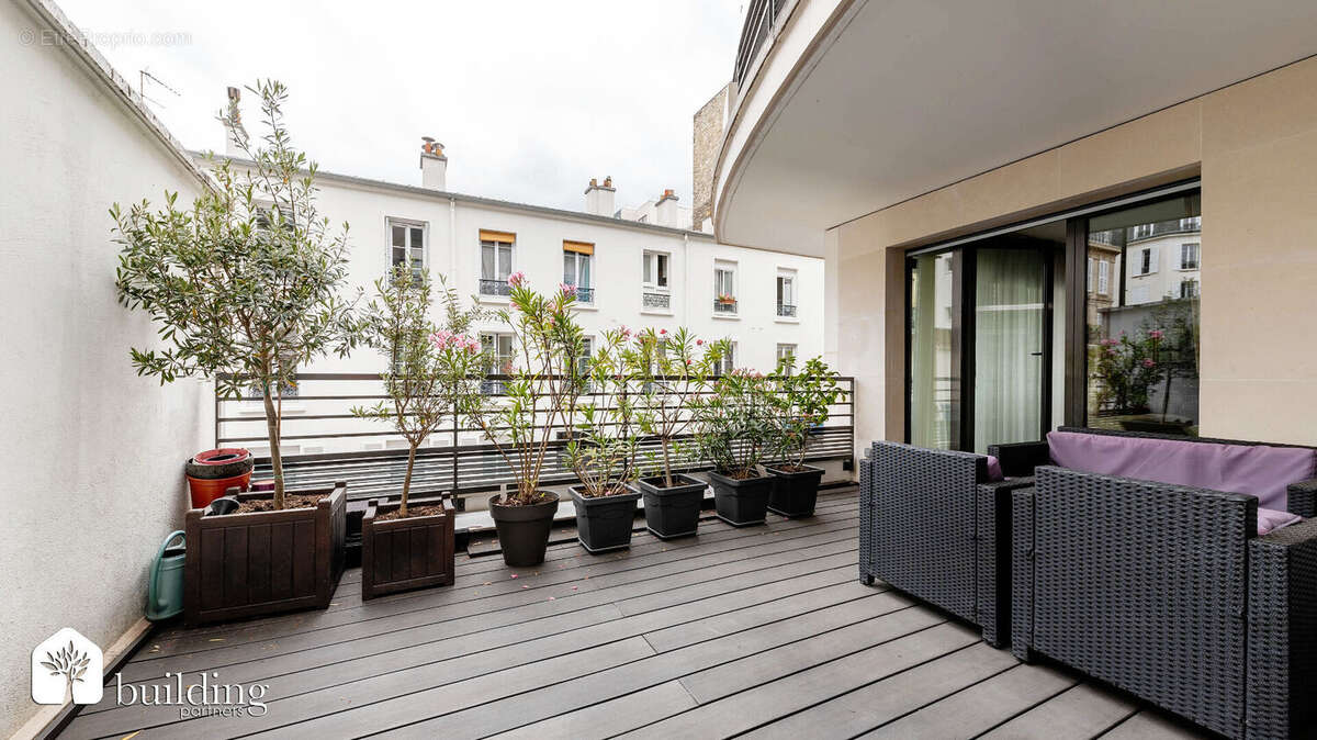 Appartement à LEVALLOIS-PERRET