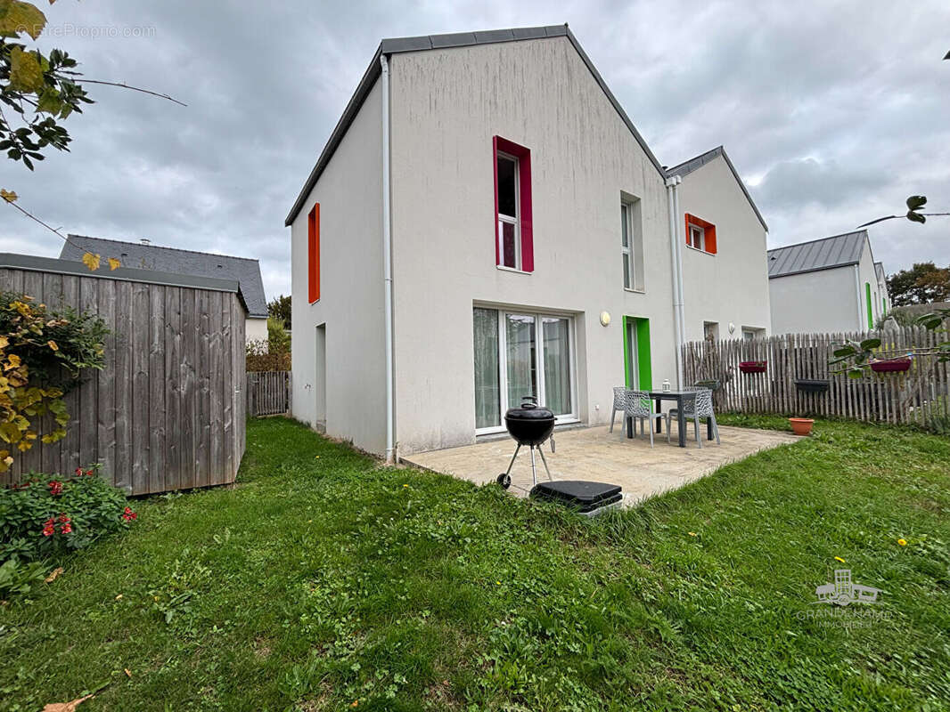 Maison à TREILLIERES