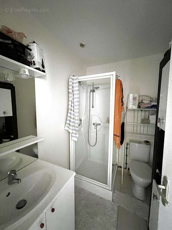 Appartement 2 pièces - 34 m² - Plein centre de L'Isle-Jourdain (Gers) - Idéal investisseur - photo 3