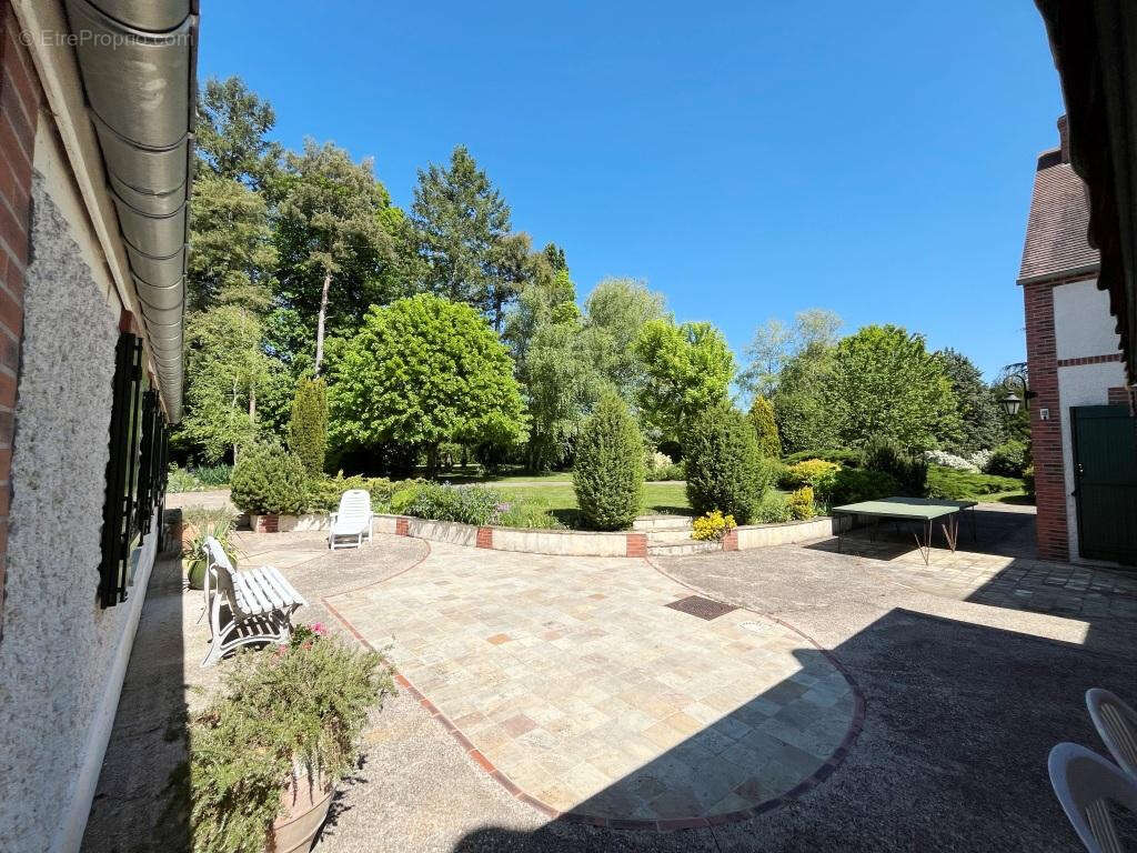 Maison à FONTAINEBLEAU