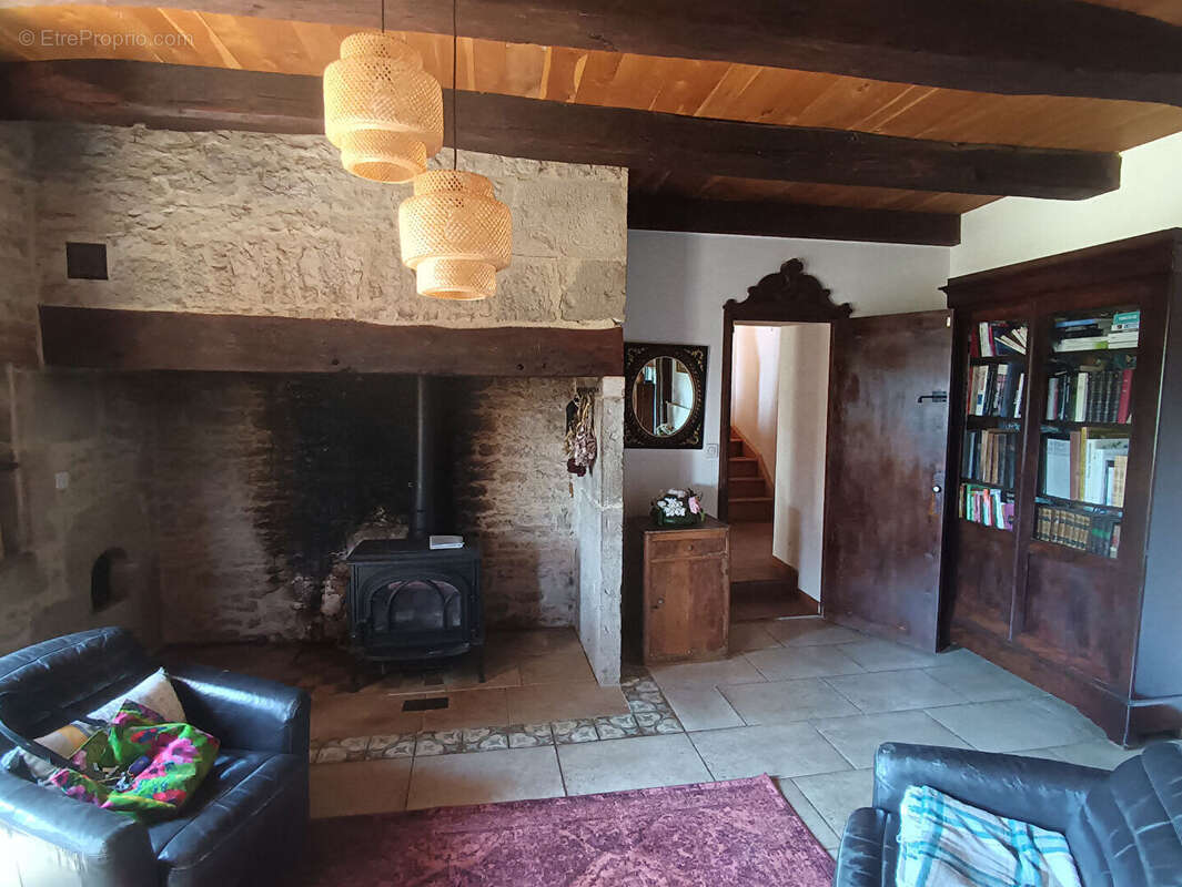 Propriété proche Figeac 5 pièce(s) 187 m2 - photo 10