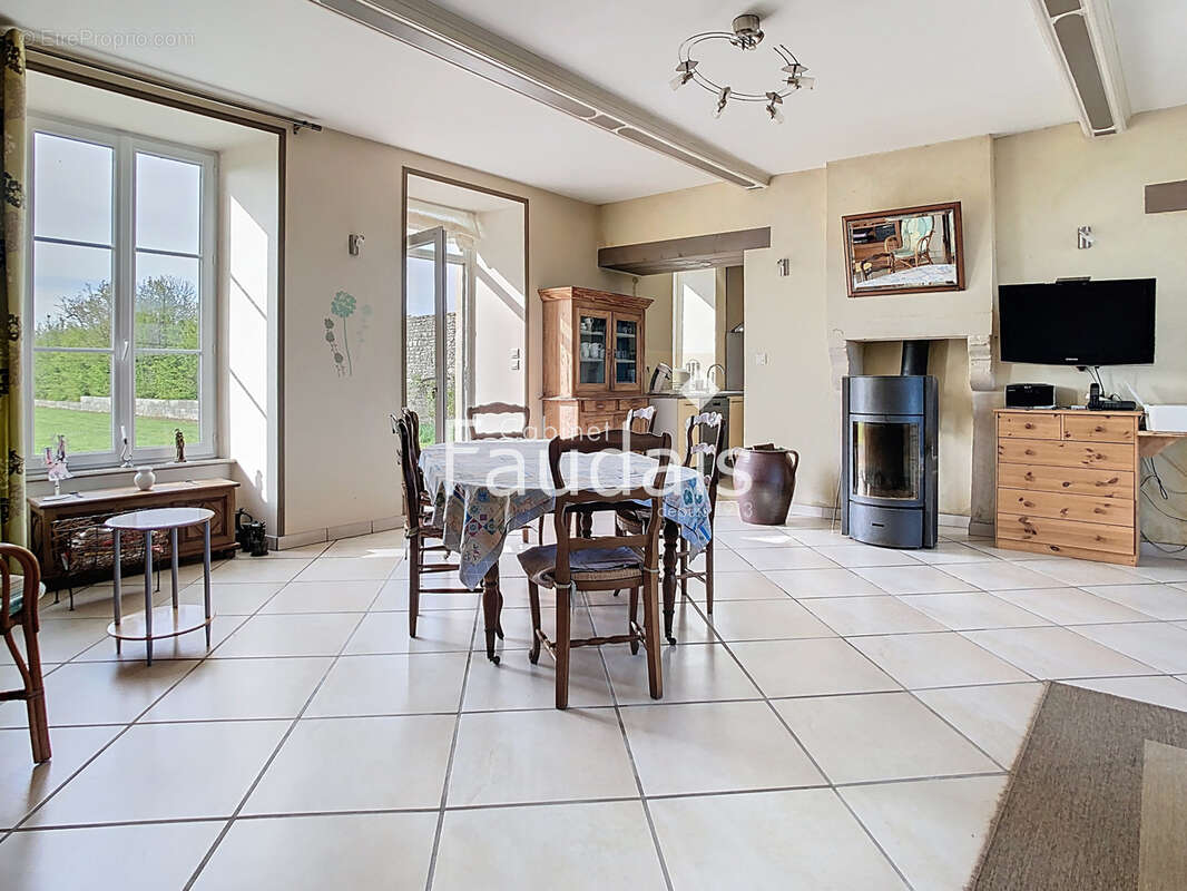 Maison à ISIGNY-SUR-MER