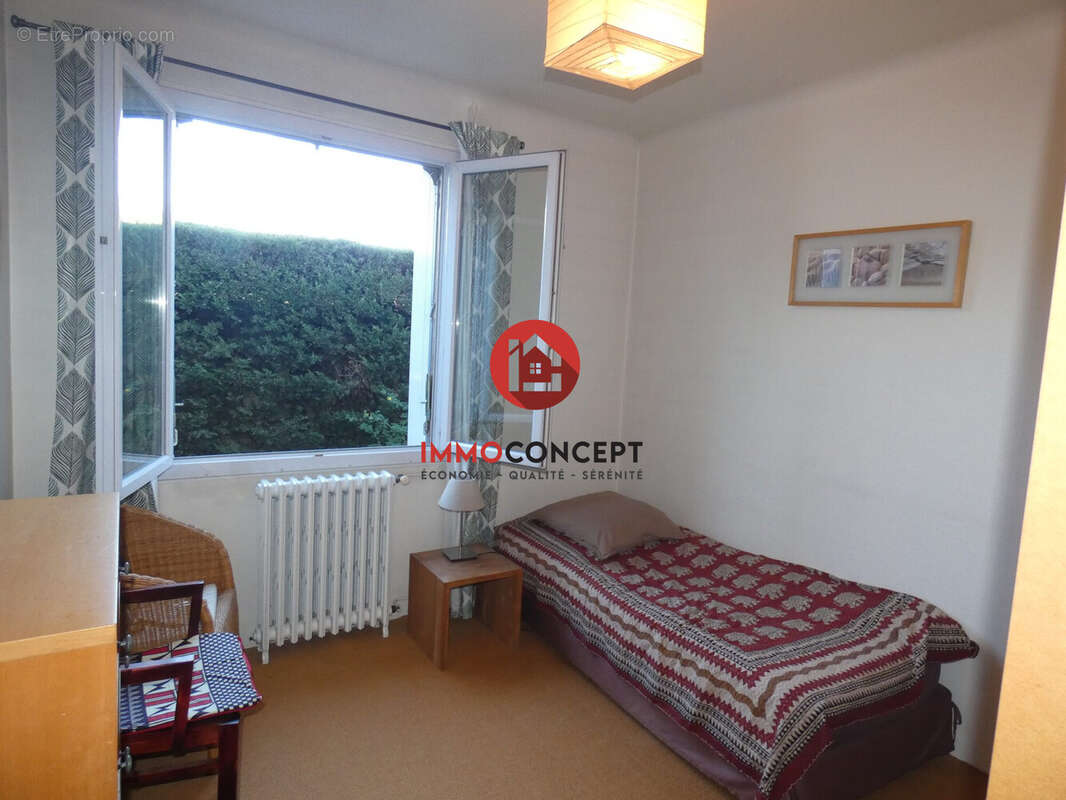 Maison à LES ANGLES