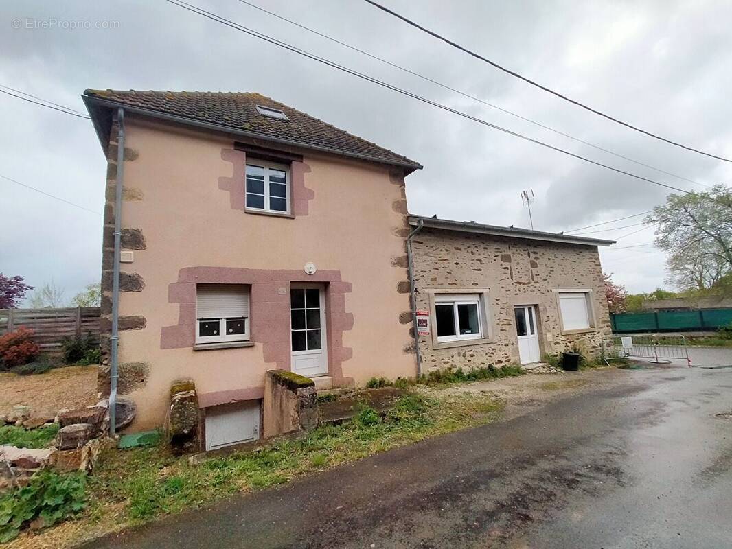 Deux maisons à vendre Sougé le Ganelon  - Maison à SOUGE-LE-GANELON