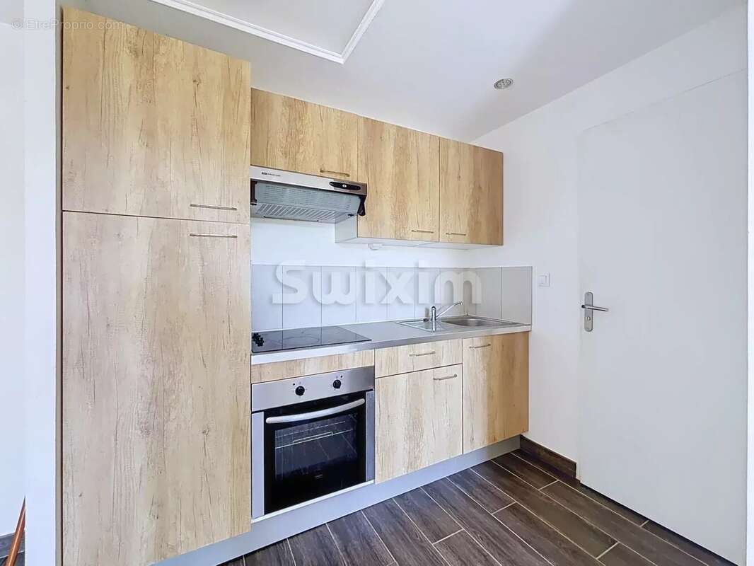 Villeuranne - appartement t2 avec balcon - photo 2