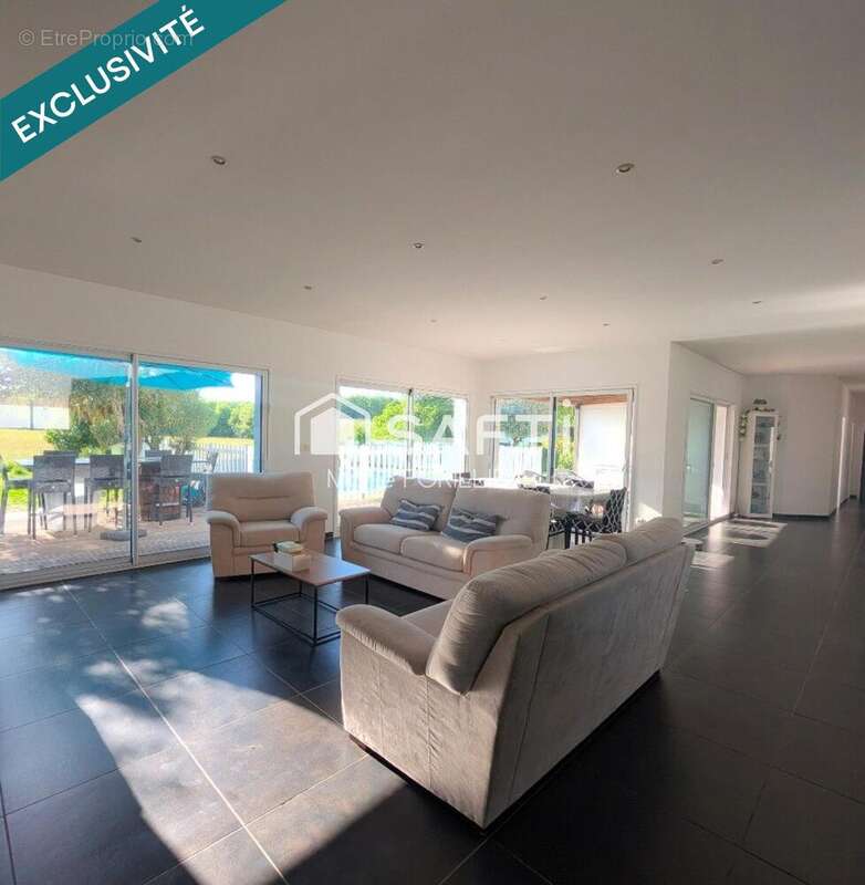 Photo 6 - Maison à CAMIAC-ET-SAINT-DENIS