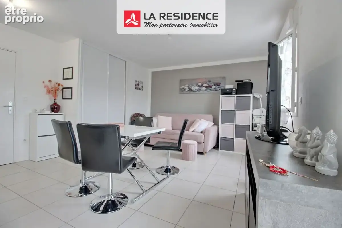 Appartement 1 pièce 30 m² à vendre à Sartrouville (78500) - photo 2