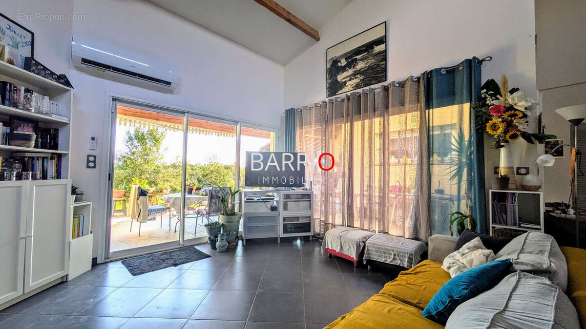 Maison à VILLENEUVE-DE-LA-RAHO