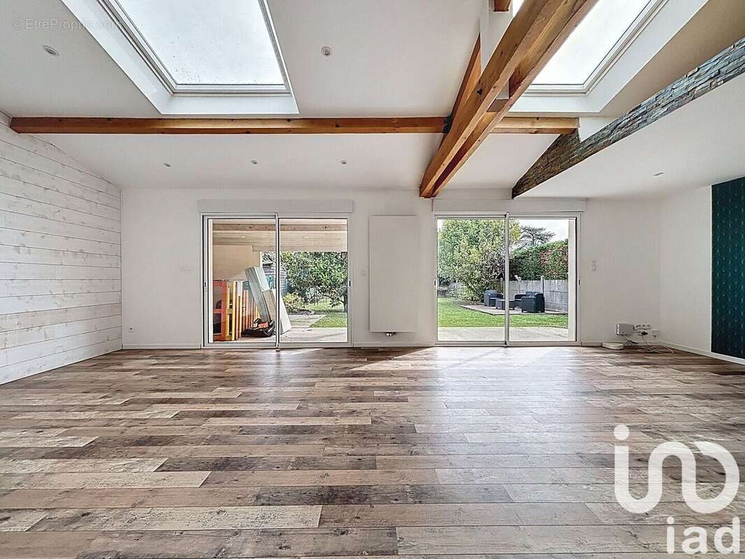 Photo 6 - Maison à CERNY