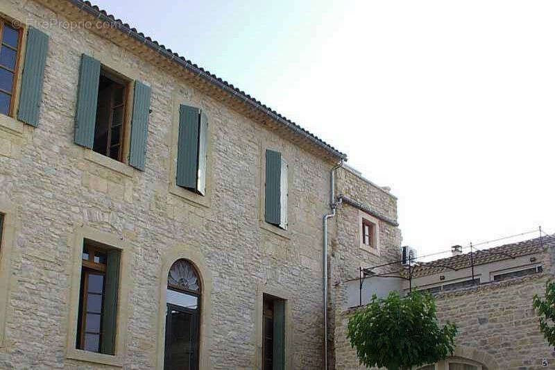 Appartement à CALVISSON