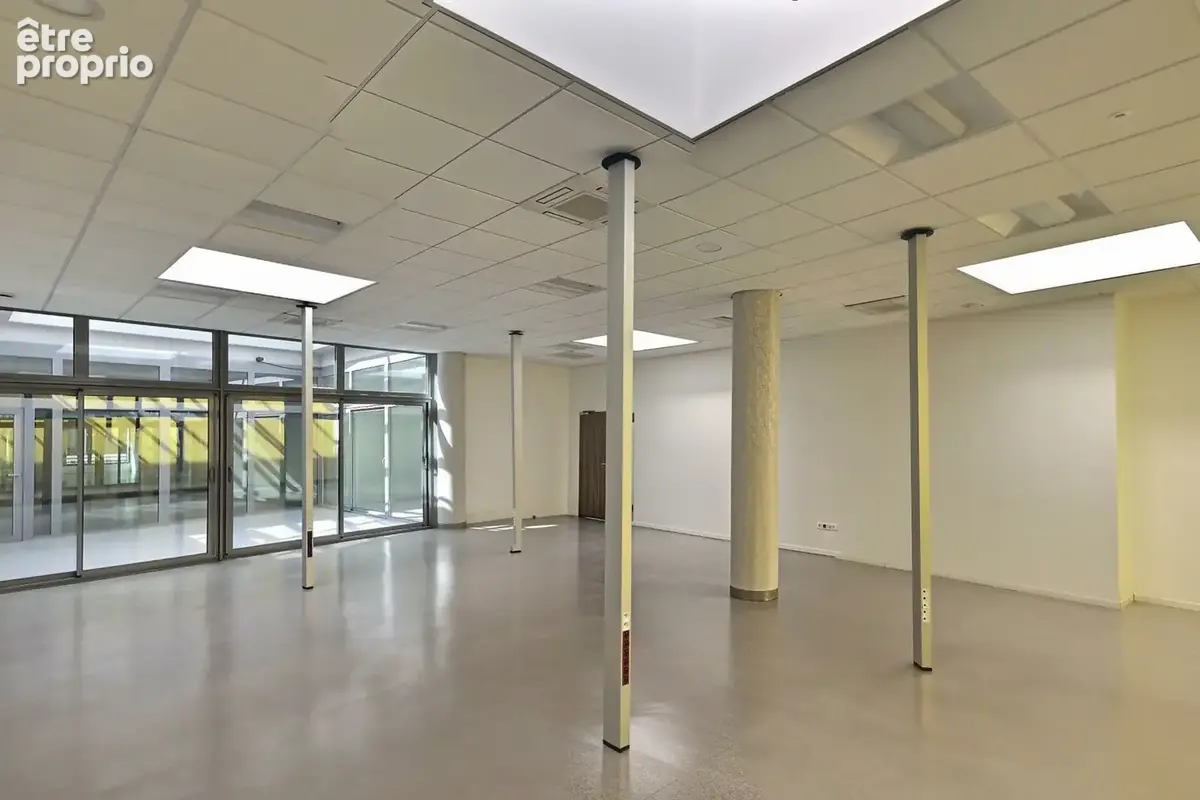 À vendre   Ensemble de bureaux de 790 m2   Metz Centre - photo 4