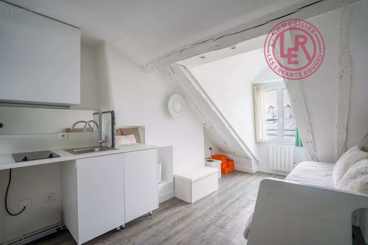 Appartement à PARIS-4E