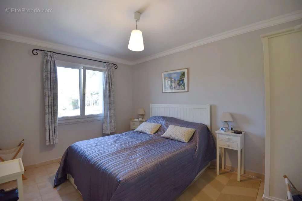 Maison à MONTAUROUX