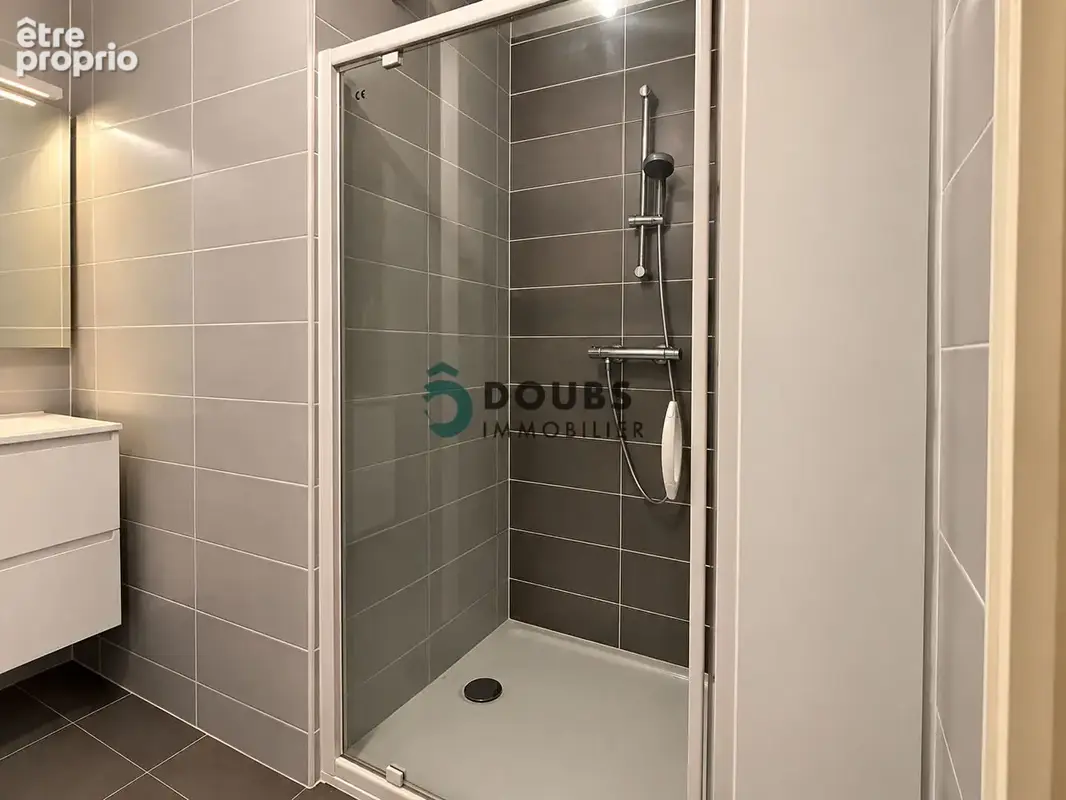 Appartement a vendre - daix - photo 7