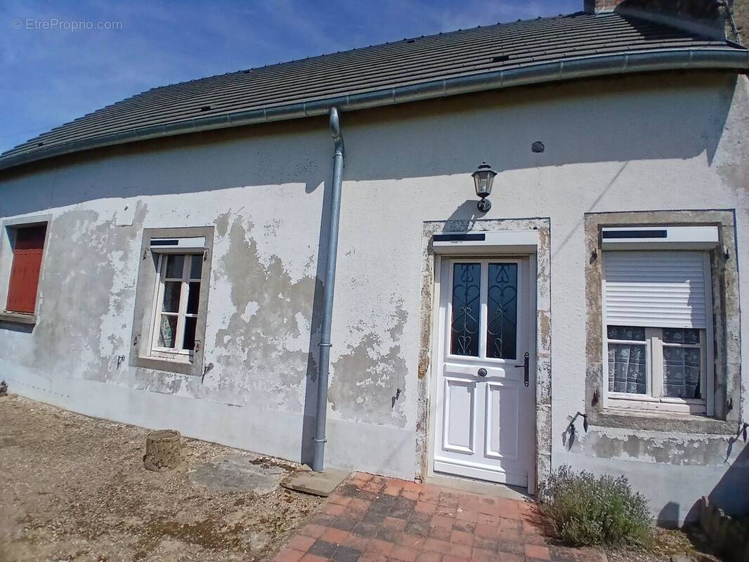 Maison à THIANGES