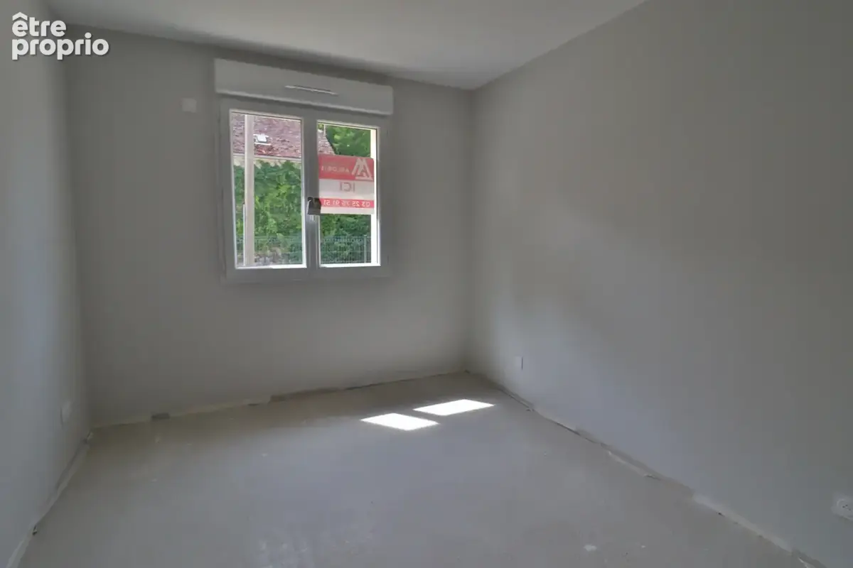 Maison Neuve avec jardin clôturé - photo 5