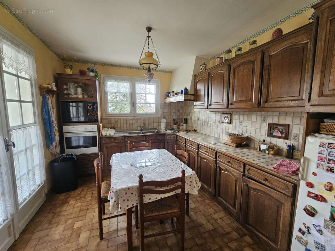 Maison à SAINT-JULIEN-EN-BORN