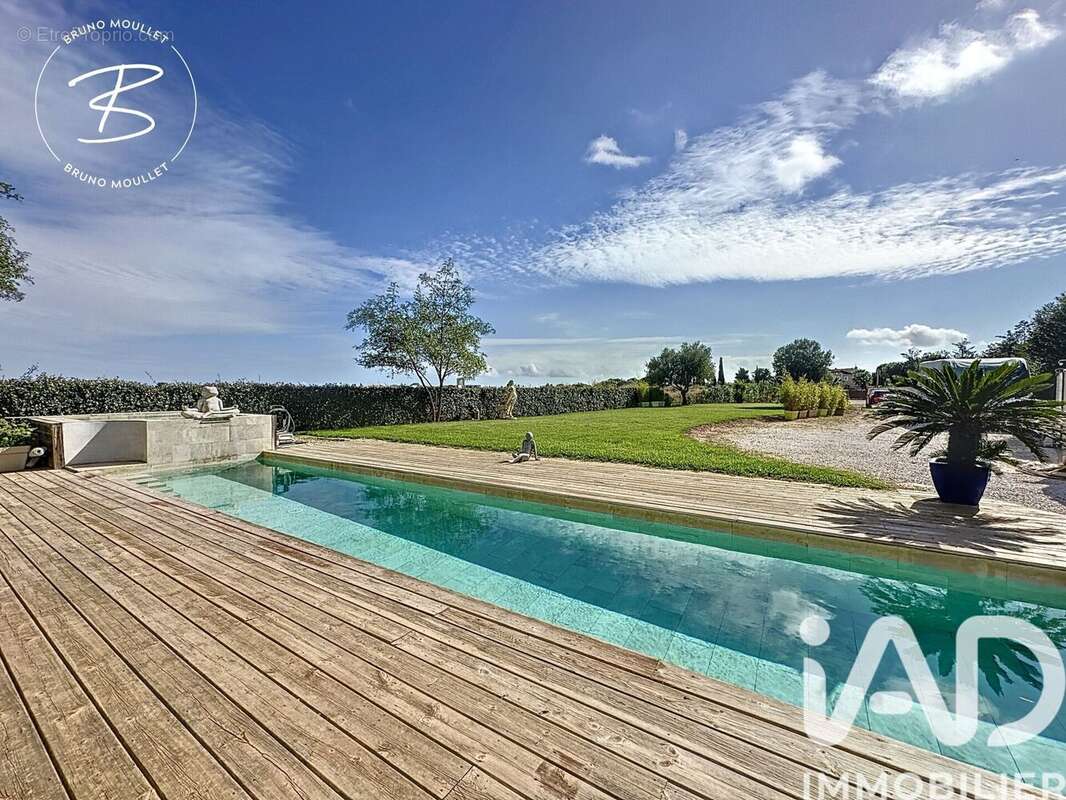 Photo 2 - Maison à HYERES