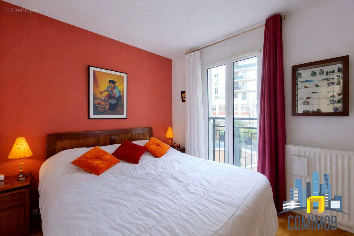 Appartement à COURBEVOIE