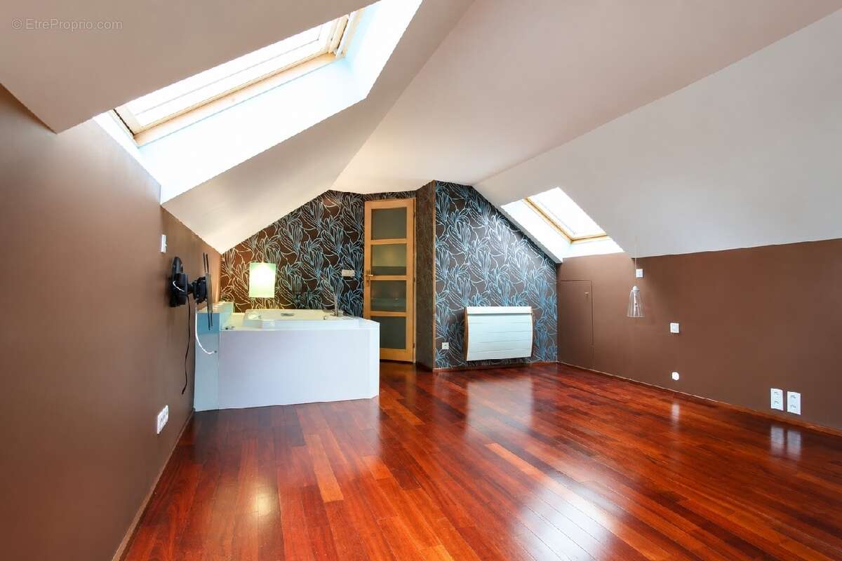 Maison 201 m² à Yerres  - photo 13