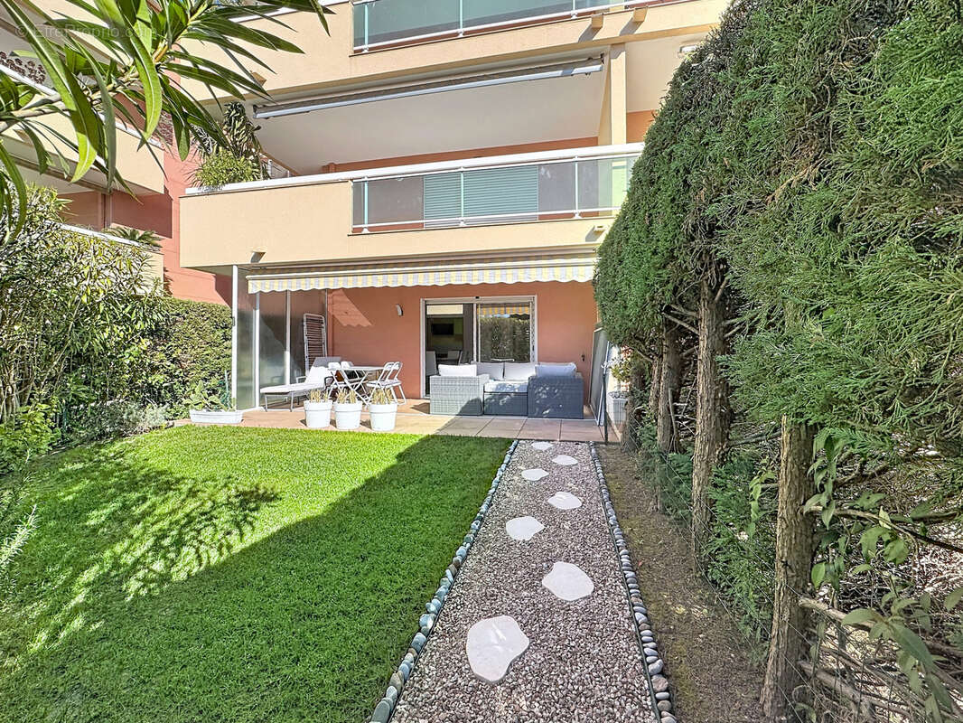 Appartement à SAINT-RAPHAEL