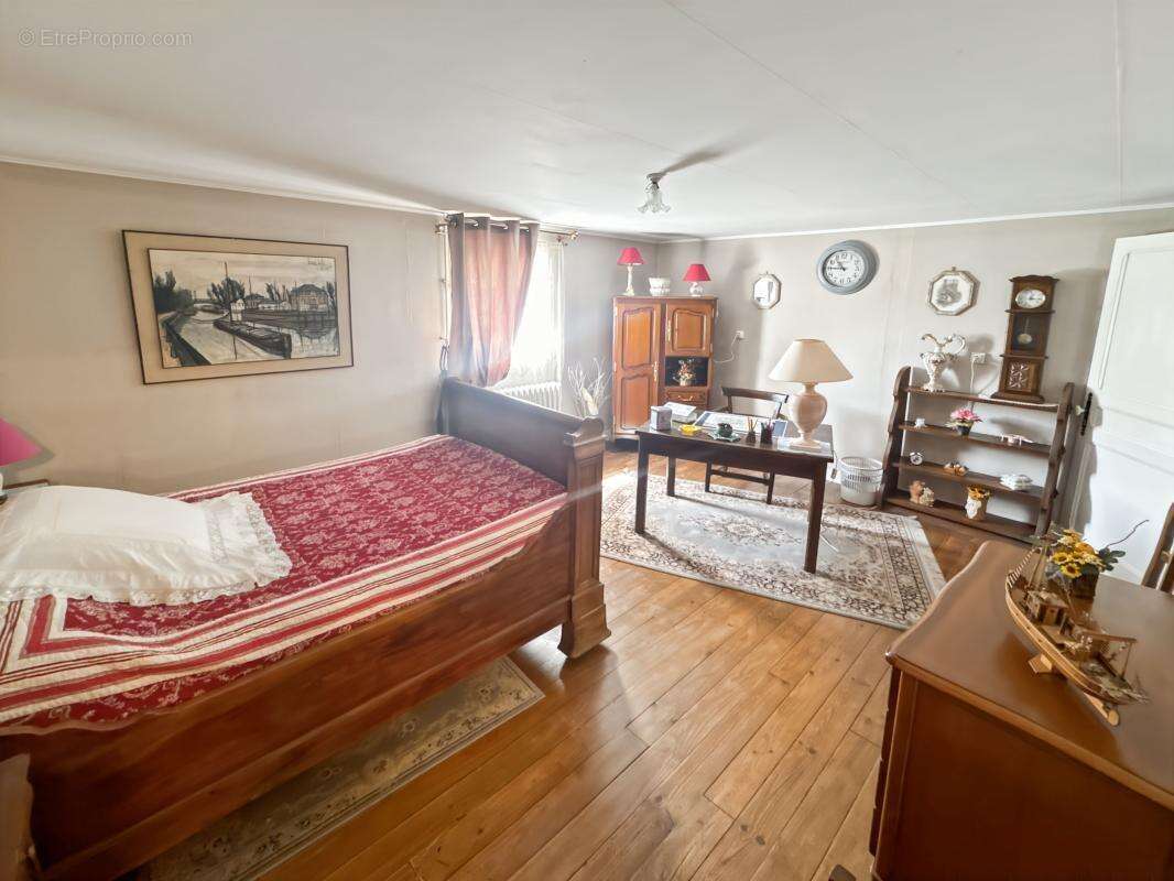 Maison forte aux allures de petit chateau - photo 22