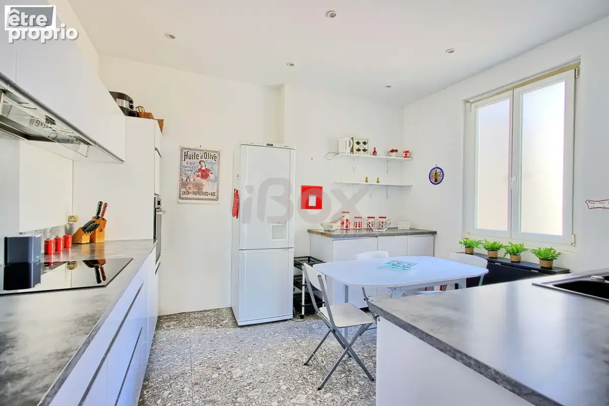 TOULON, superbe appartement de 170m2 + cave et chambre de bonne - photo 8