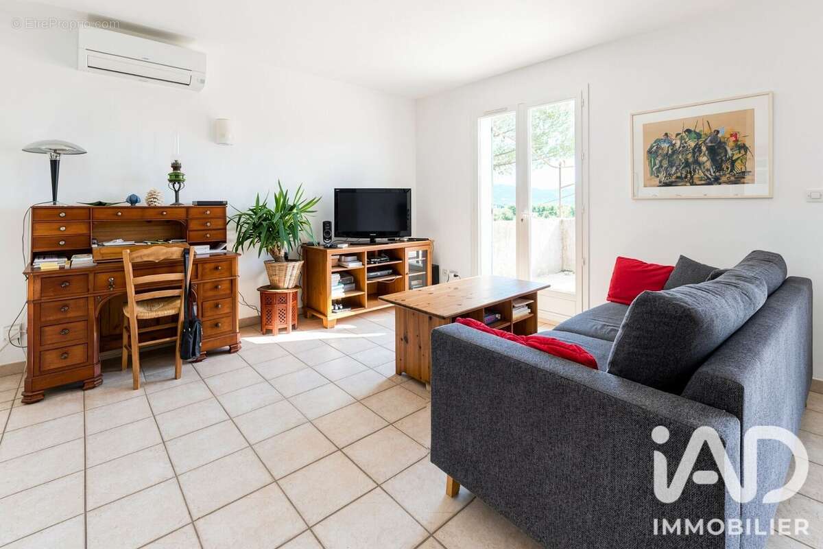 Maison 91 m² à Villelaure  - photo 4