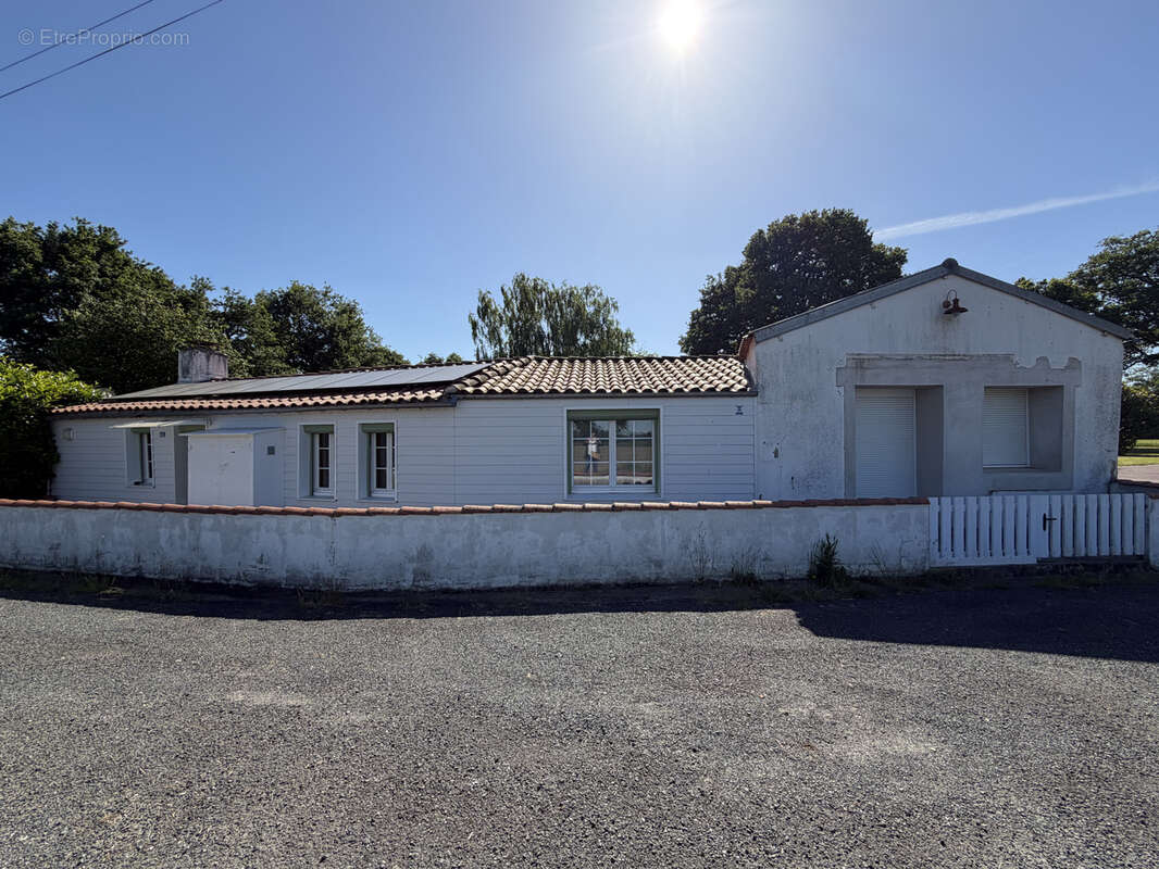 Maison à AIZENAY
