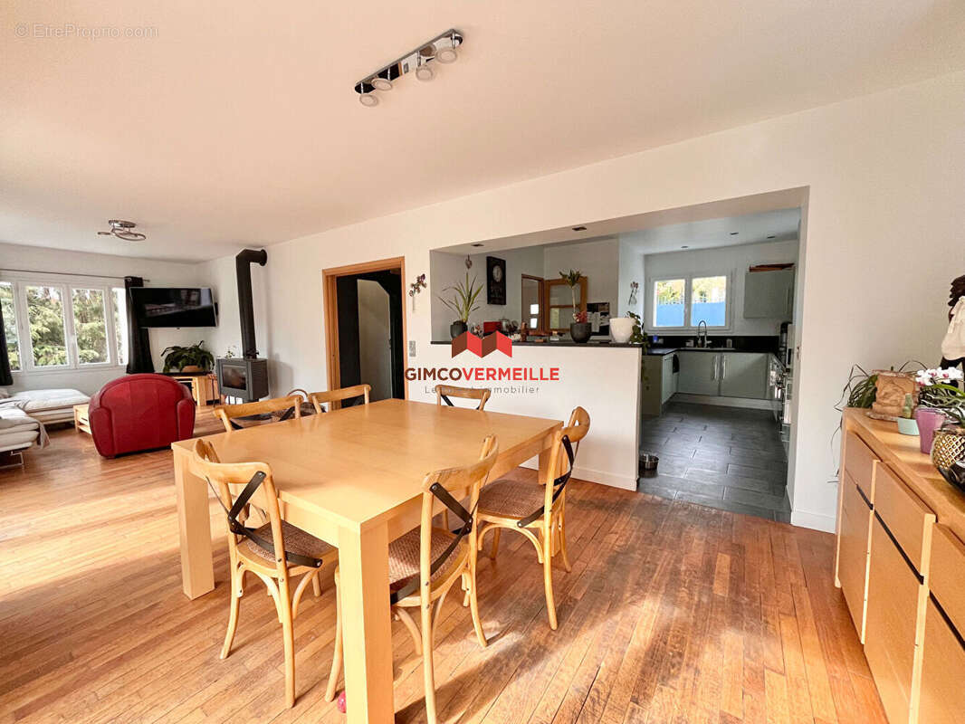 Maison à LA CELLE-SAINT-CLOUD