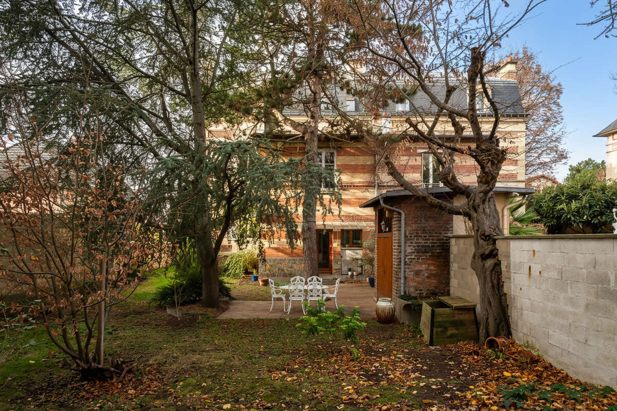 Maison à LE VESINET