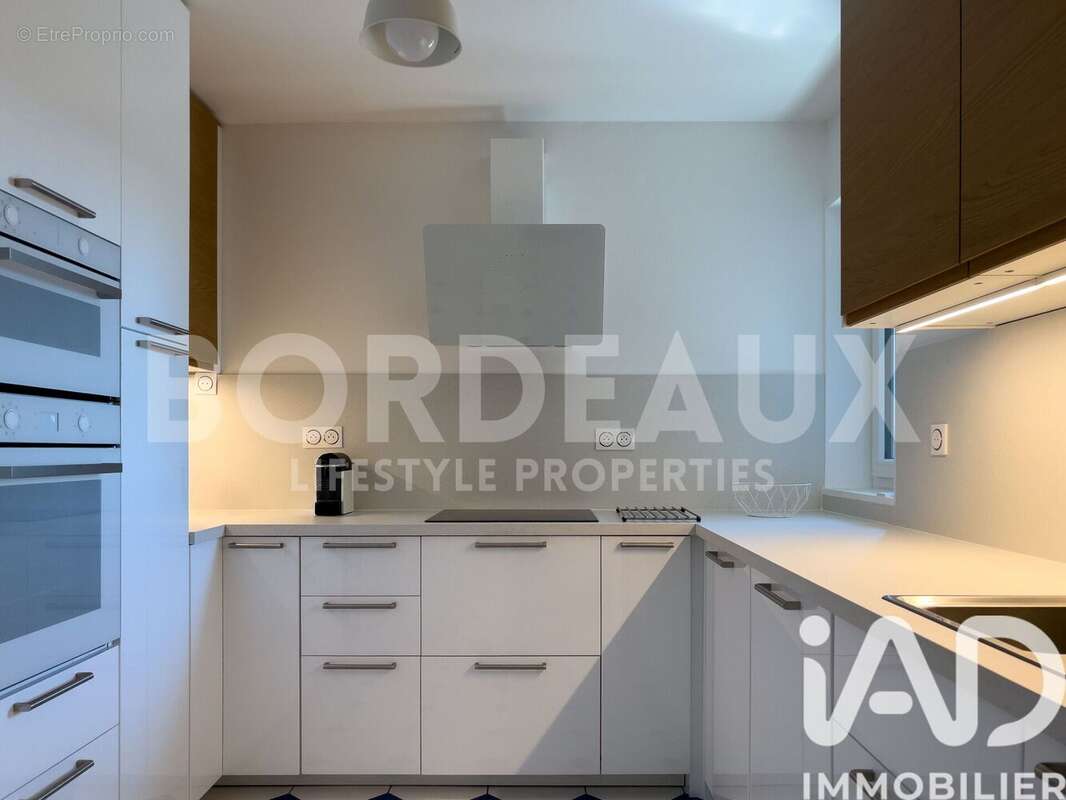 Photo 9 - Appartement à BORDEAUX