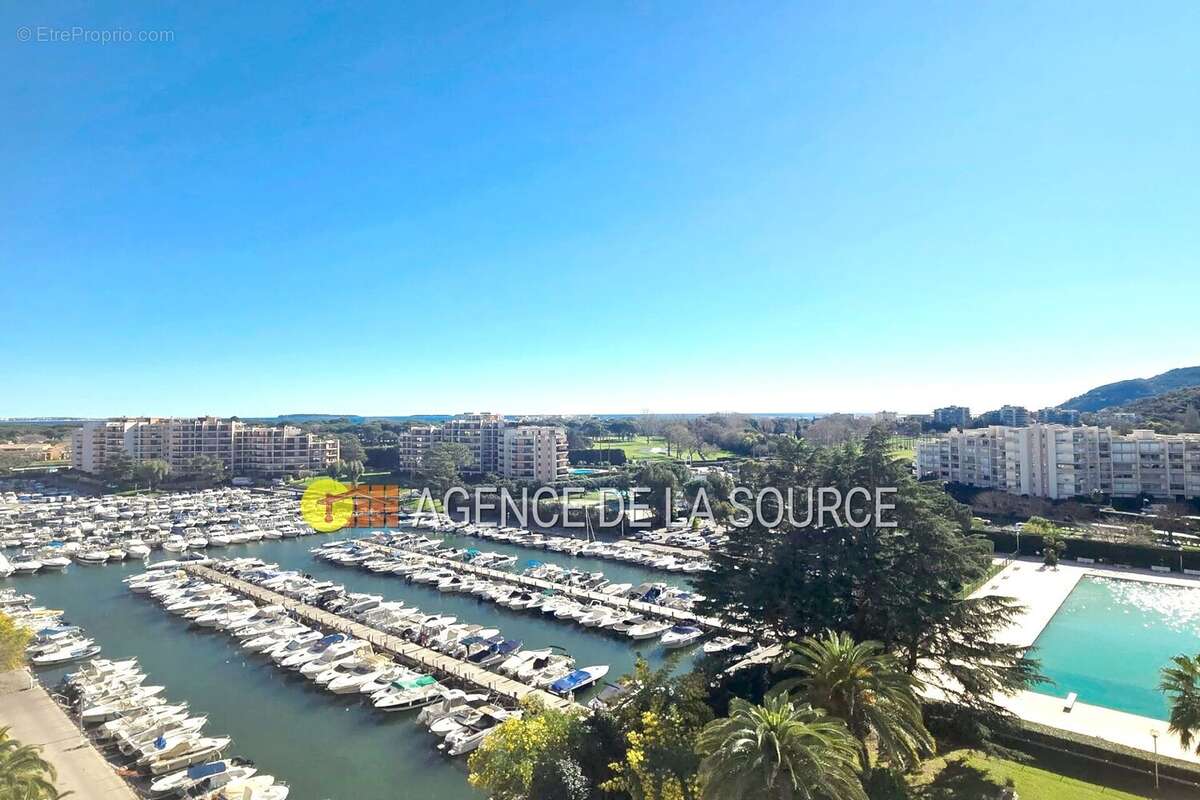 Appartement à MANDELIEU-LA-NAPOULE