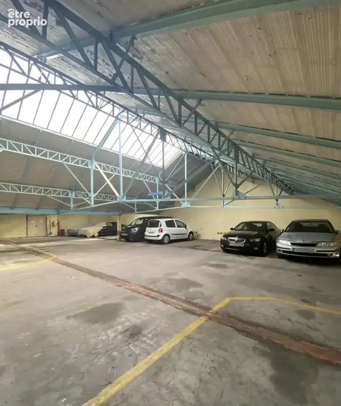 Places de parking et box de stockage - photo 3